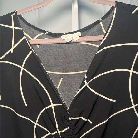 London Times Black Dress with Cream Swirl Pattern Size 14 - Picture 2 of 5